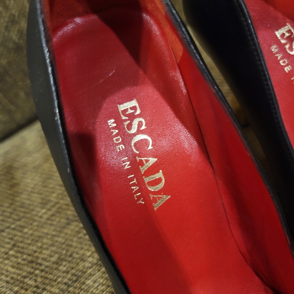 Escada Black and Red Square Toed Heels size 6B - Picture 2 of 9
